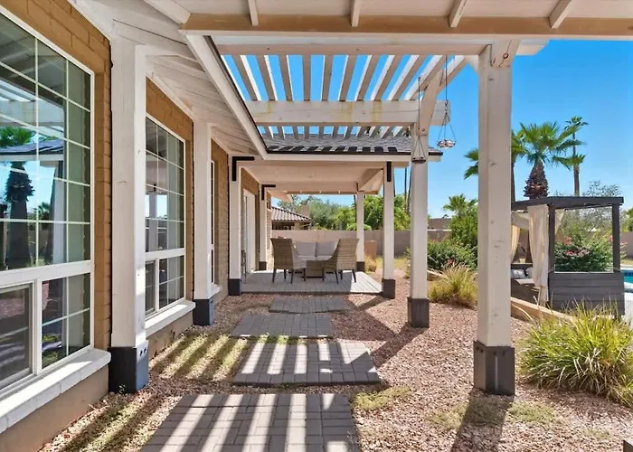Equinox - Pool & Hot Tub - Mins To Starfire Golf Holiday home *
